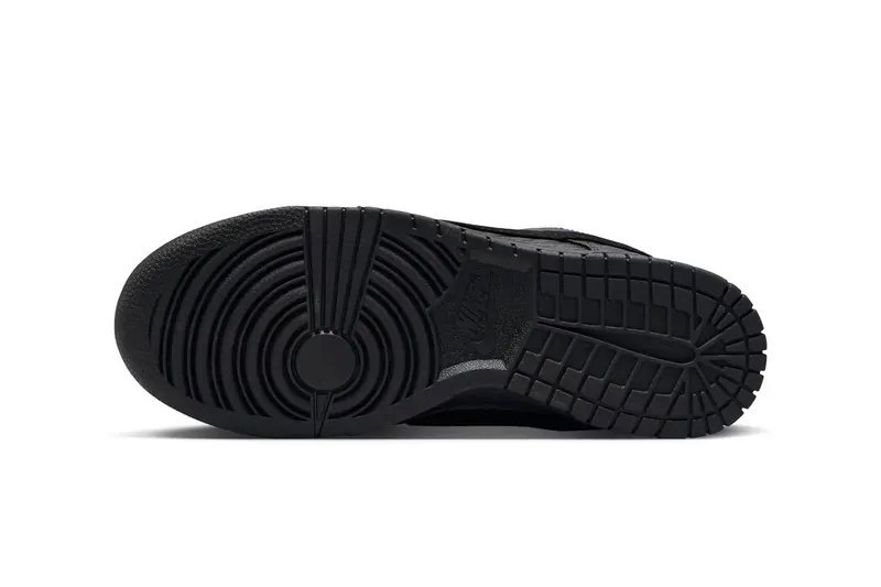 Image from Nike Dunk Low Receives Luxe "Black Croc Skin" Makeover