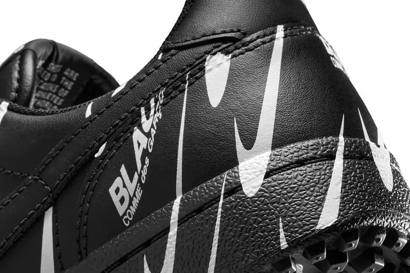 Image from Official Look at BLACK COMME des GARÇONS and Nike's New Monochrome Field General 82