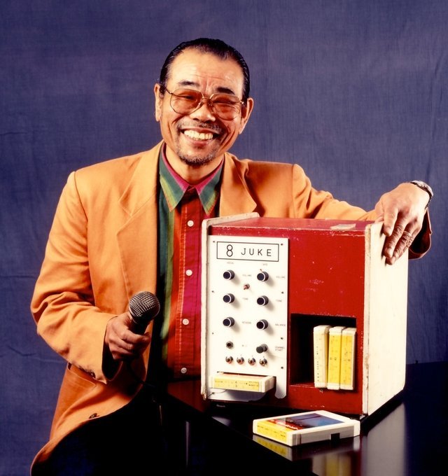 Daisuke Inoues first karaoke machine "8 Juke"