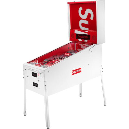 Supreme Supreme Stern Pinball Machine (SS18) - $9600