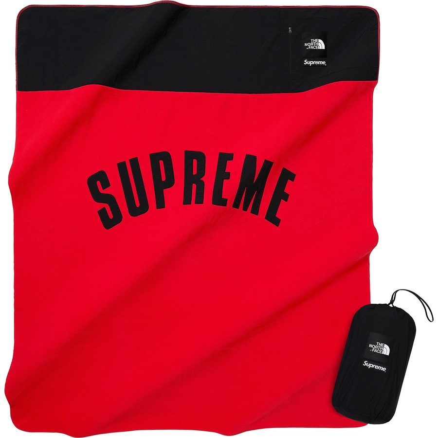 Supreme Supreme The North Face Arc Logo Denali Fleece Blanket (SS19) - Red - $148