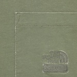 Supreme Supreme The North Face Pigment Printed Pocket Tee (SS21) - Olive