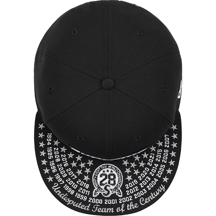 Supreme Undisputed Box Logo New Era (FW21) - Black - $54