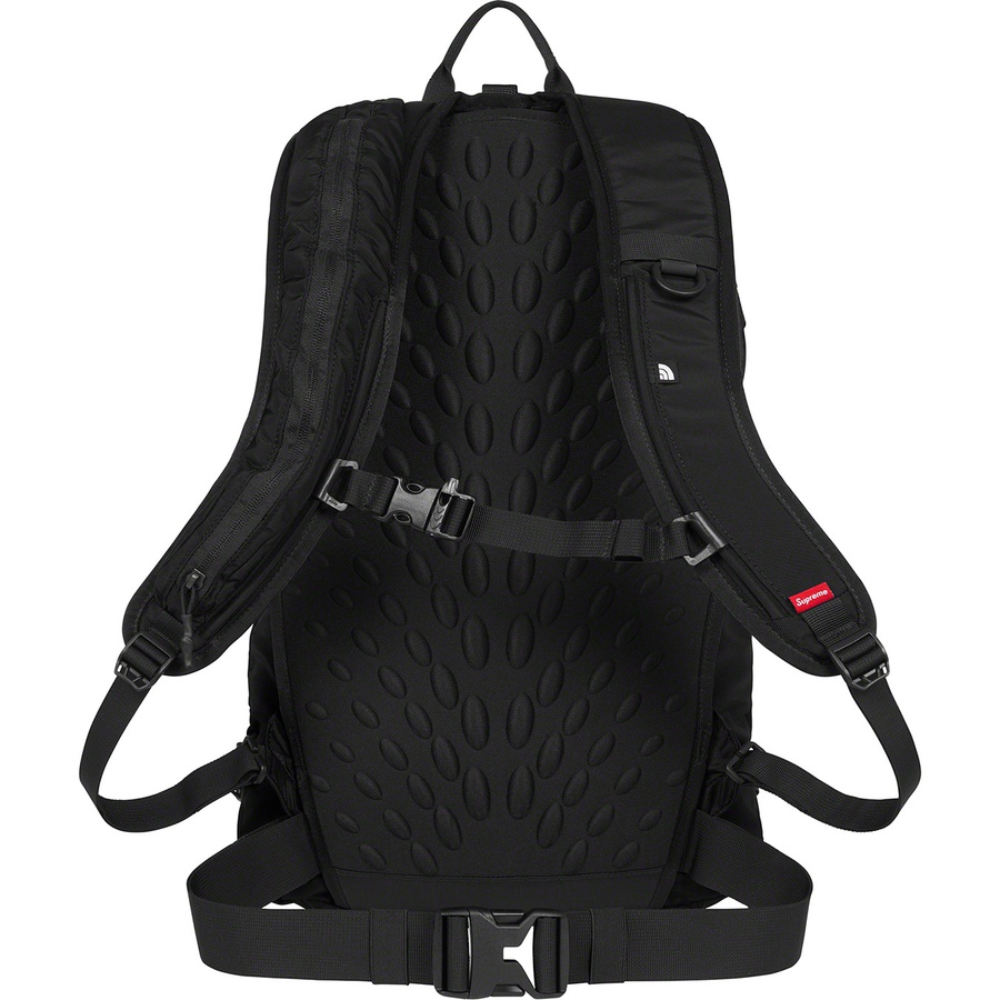 Supreme Supreme The North FaceSummit Series Rescue Chugach 16 Backpack (SS22) - Black - $168