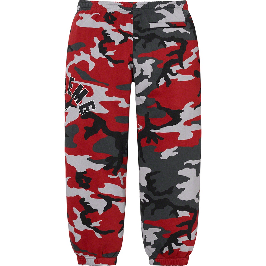 Supreme Supreme Nike Arc Sweatpant (SS22) - Red Camo - $138
