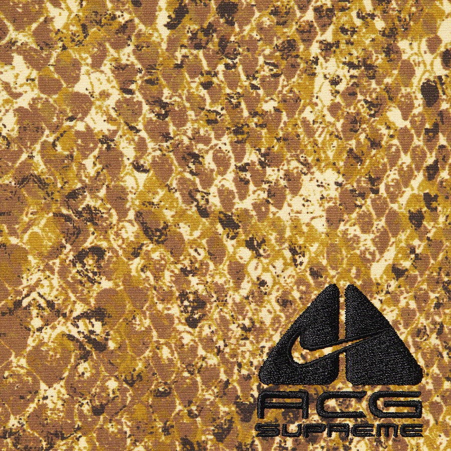 Supreme Supreme Nike ACG Nylon Trail Short (FW22) - Gold Snakeskin - $138