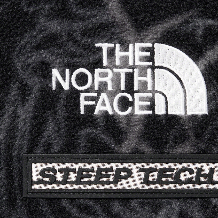 Supreme Supreme The North Face Steep Tech Fleece Pullover (FW22) - Black Dragon - $288